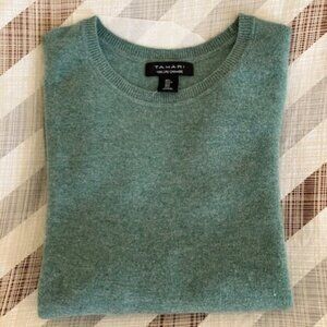 Tahari 100% 2-Ply Cashmere Sweater in Green Heather, Size L